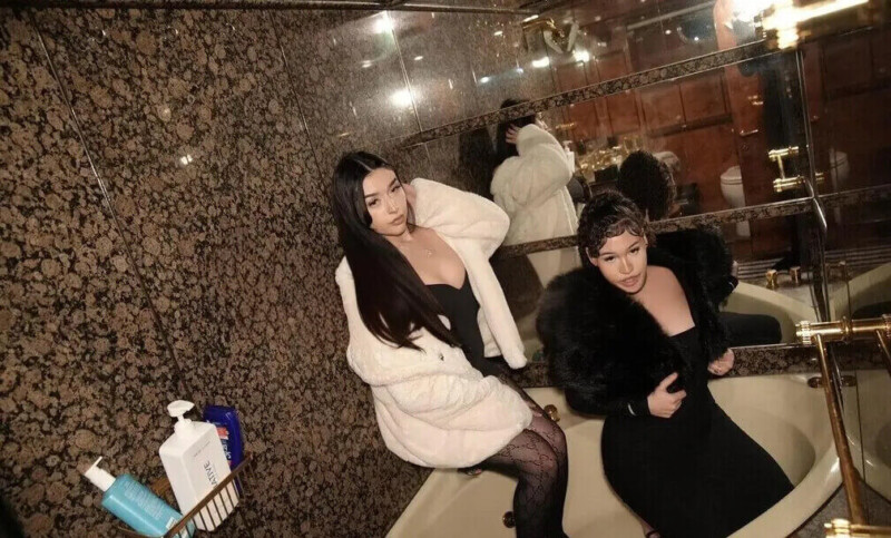 Naomi and Maya - Image 3